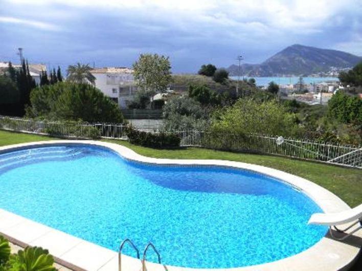 Bonito Apartamento Con Inmensa Terraza Y Piscina Альтеа Экстерьер фото